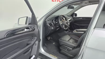 Mercedes-Benz M-class
