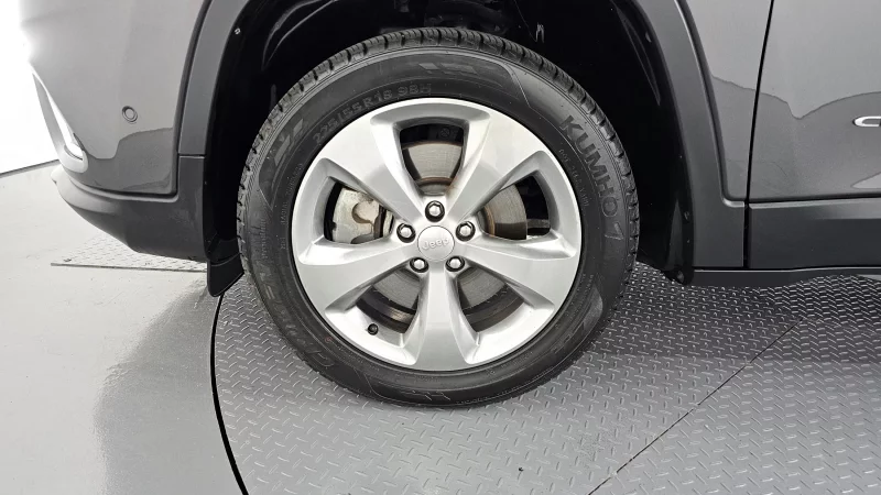 Jeep CHEROKEE