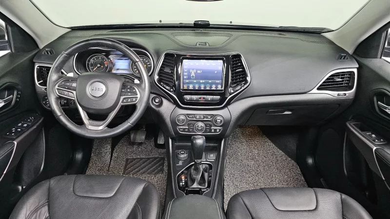 Jeep CHEROKEE