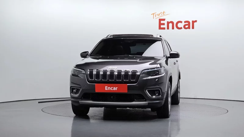 Jeep CHEROKEE