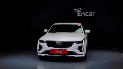 Cadillac CT4