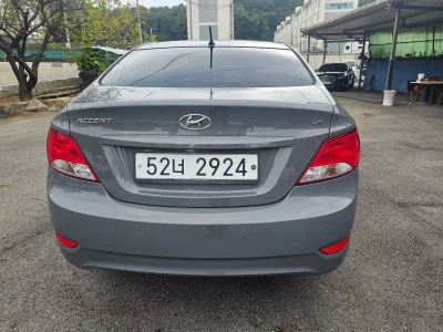 Hyundai Accent