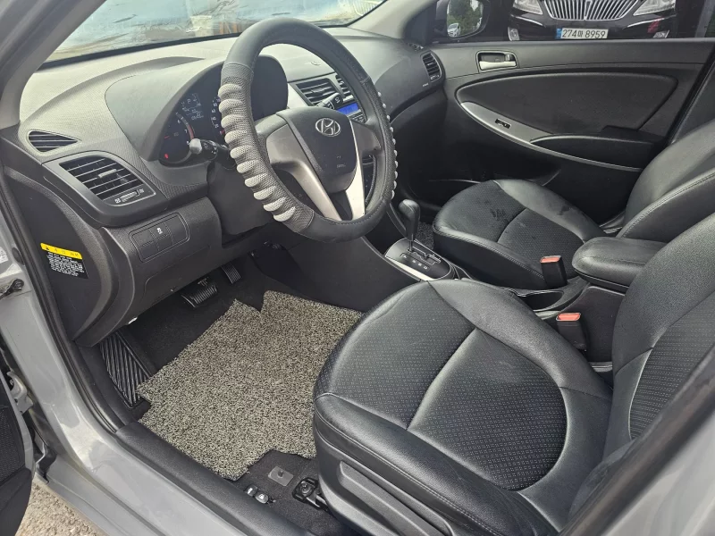 Hyundai Accent