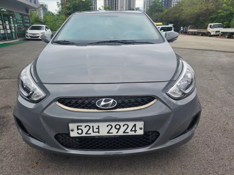 Hyundai Accent