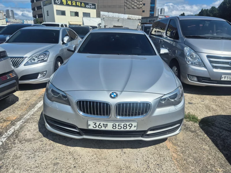 BMW 5-Series