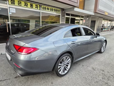 Mercedes-Benz CLS-Class