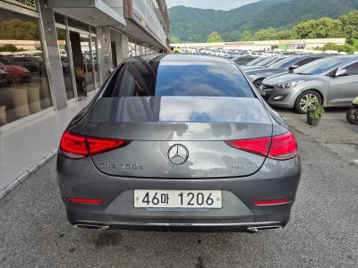 Mercedes-Benz CLS-Class