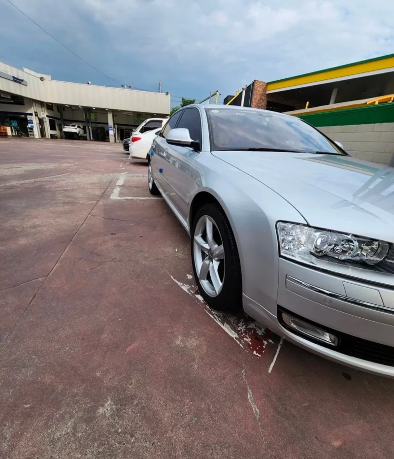 Audi A8