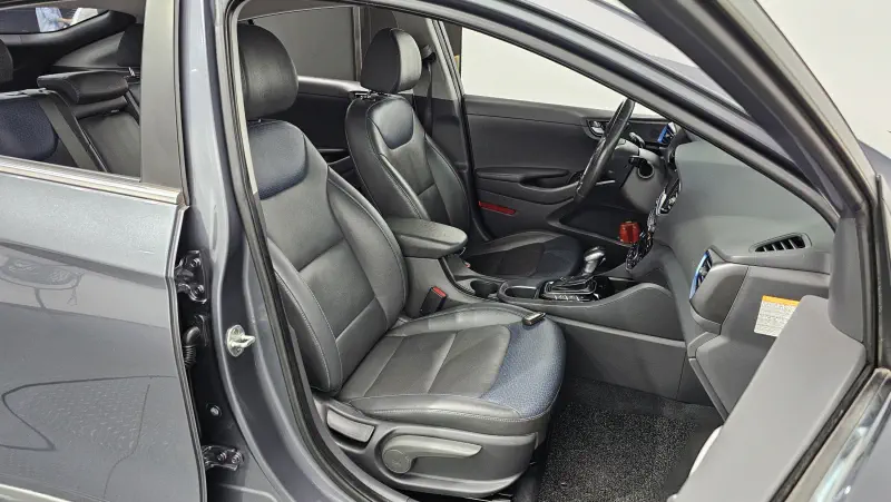 Hyundai Ioniq