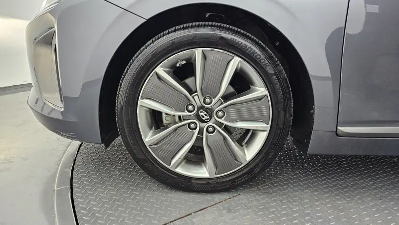 Hyundai Ioniq