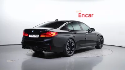 BMW M5