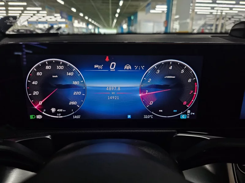 Mercedes-Benz GLB-Class