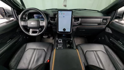 Ford EXPEDITION
