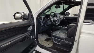 Ford EXPEDITION