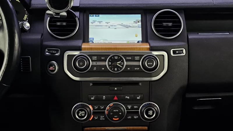 Land Rover DISCOVERY