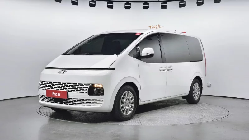 Hyundai Staria