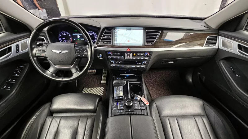 Genesis G80