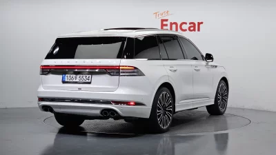 Lincoln AVIATOR