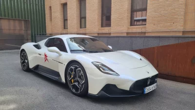Maserati MC20