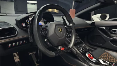 Lamborghini HURACAN