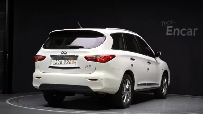 Infiniti JX
