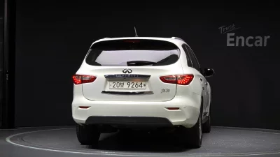 Infiniti JX