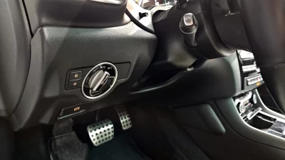 Infiniti Q30