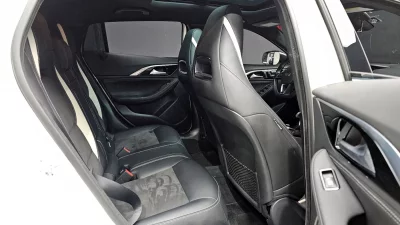Infiniti Q30