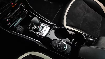 Infiniti Q30