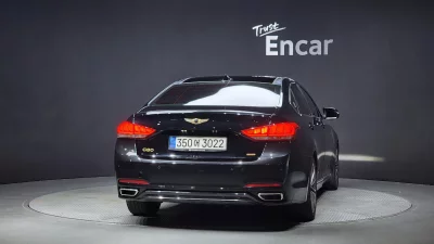 Hyundai Genesis