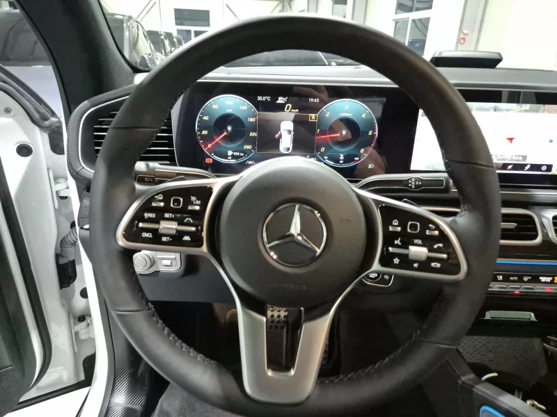 Mercedes-Benz GLE-Class