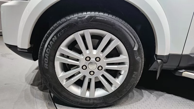 Land Rover DISCOVERY