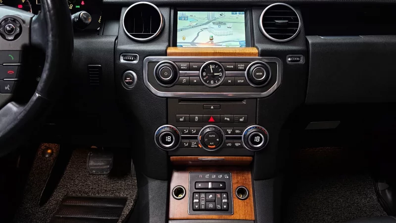 Land Rover DISCOVERY