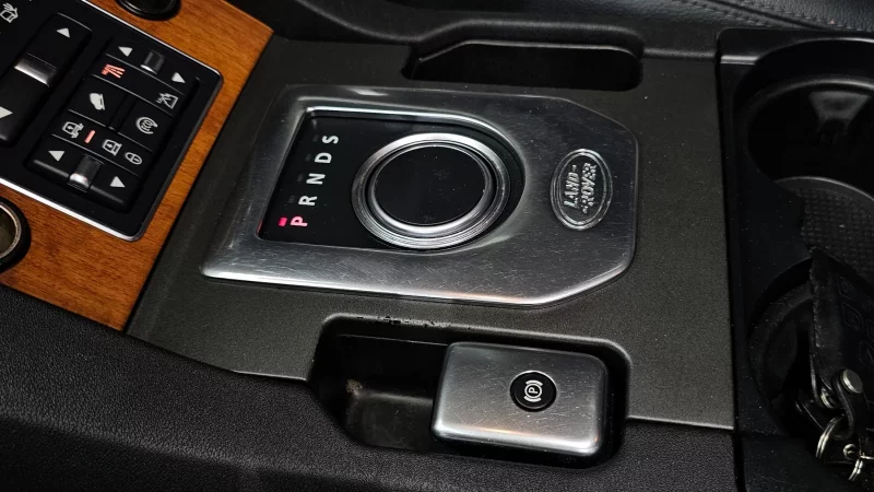 Land Rover DISCOVERY