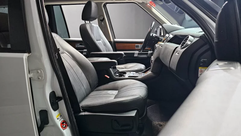 Land Rover DISCOVERY