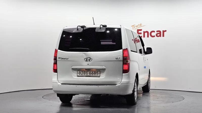 Hyundai Grand Starex