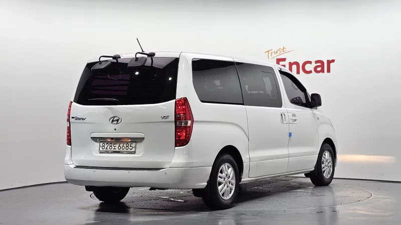 Hyundai Grand Starex