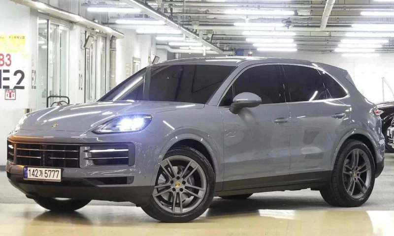 Porsche CAYENNE