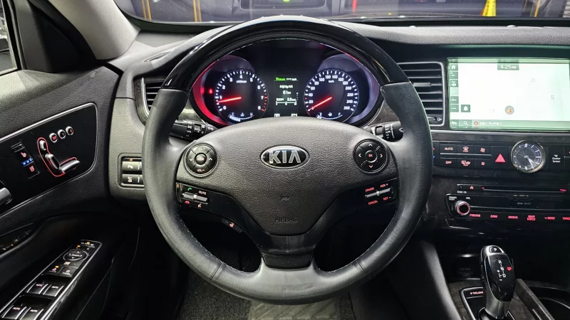 Kia K9