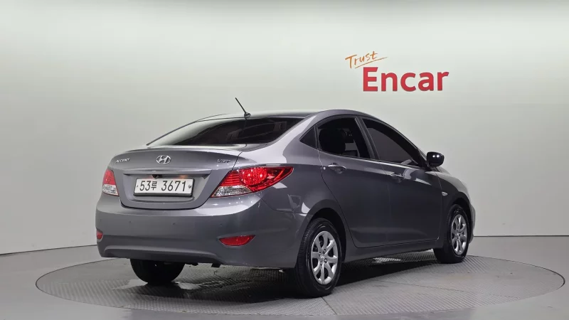 Hyundai Accent