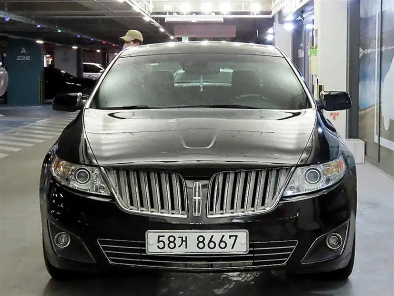 Lincoln MKS