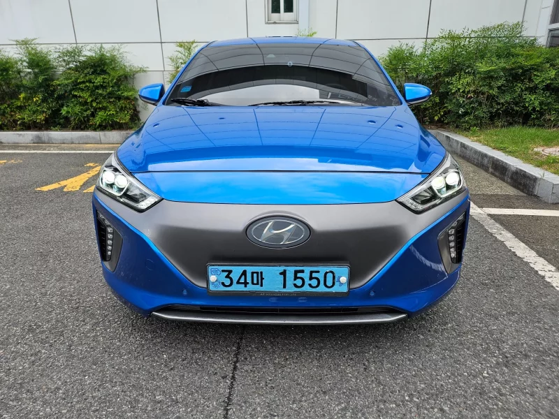 Hyundai Ioniq
