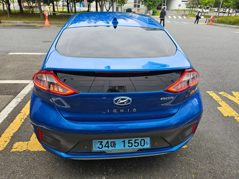 Hyundai Ioniq