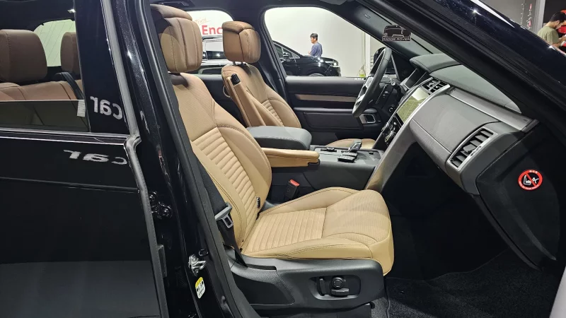 Land Rover DISCOVERY