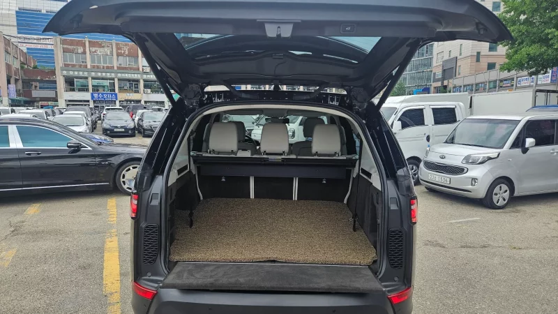 Land Rover DISCOVERY