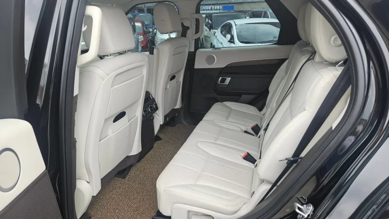 Land Rover DISCOVERY