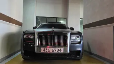 Rolls-Royce GHOST