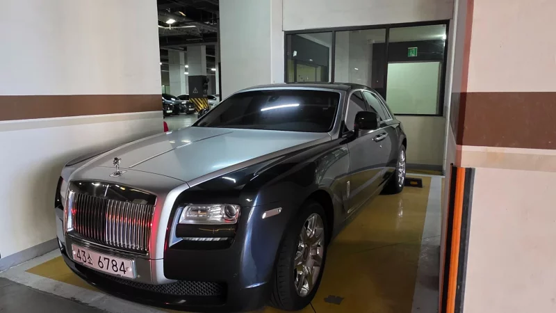 Rolls-Royce GHOST