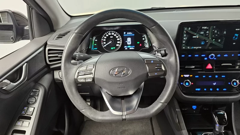 Hyundai Ioniq