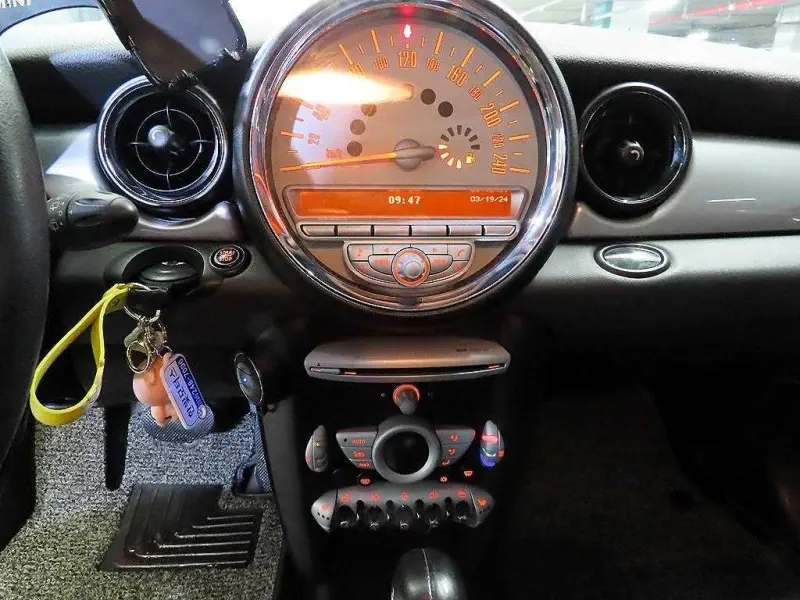 MINI Hatch